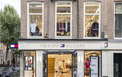 tommy hilfiger winkel zoeken